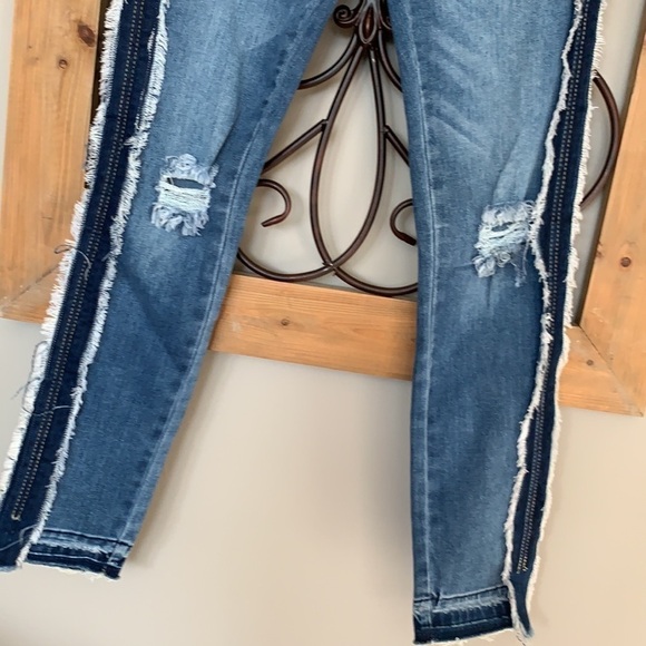 Banjara tuxedo raw hem ankle skinny jeans - Picture 5 of 11